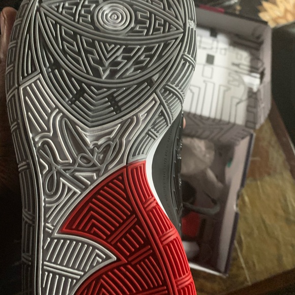 Lebron James Nike main image 4